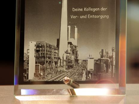 2D Flachglas von Laserpix Laser Foto mit Fabrik im Glas