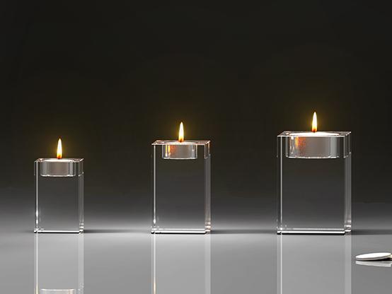 Rohwürfel Beispiel mit Teelicht Halter in verschiedenen Größen Rohwürfel Beispiel mit Teelicht Halter in verschiedenen Größen