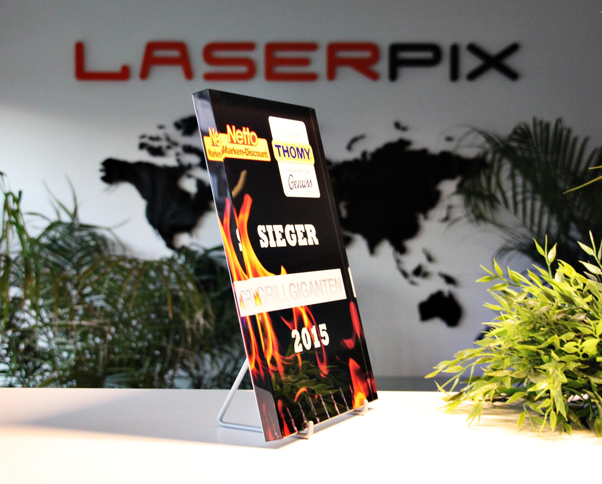 UV Druck im Flachglas mit Ständer für Penny Award 2015 UV Druck im Flachglas mit Ständer für Penny Award 2015