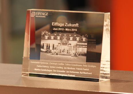 Eiffage Bauholding 2D Laser Gravur von Laserpix im Obelisk Award