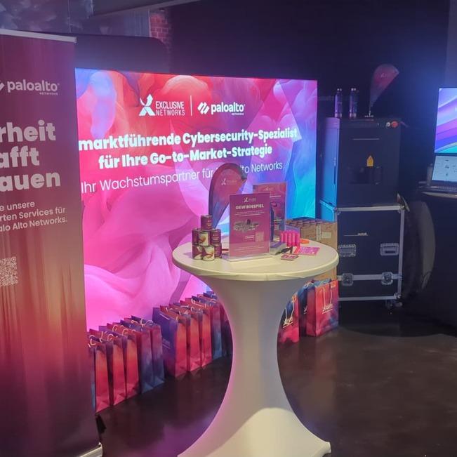 Laserstation von LASERPIX am Stand von Exclusive Networks und Palo Alto Networks beim Partner Xchange Germany 2026